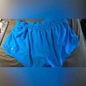 lululemon shorts size 14